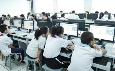 人工智能赋能课后服务，码高教育引领信息技术咨询新篇章